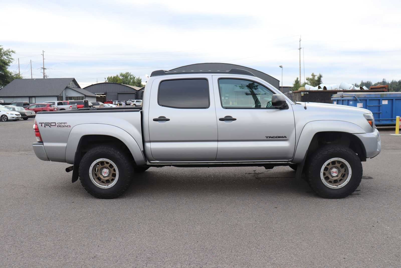 Thumbnail: 2014 Toyota Tacoma - 4