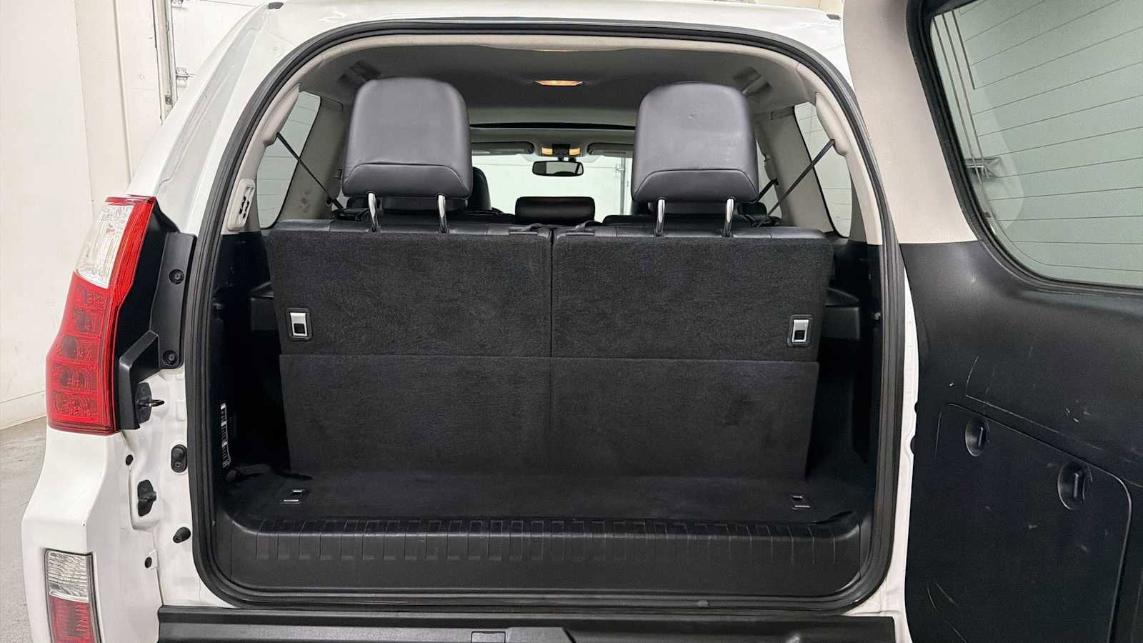 Thumbnail: 2013 Lexus GX - 29