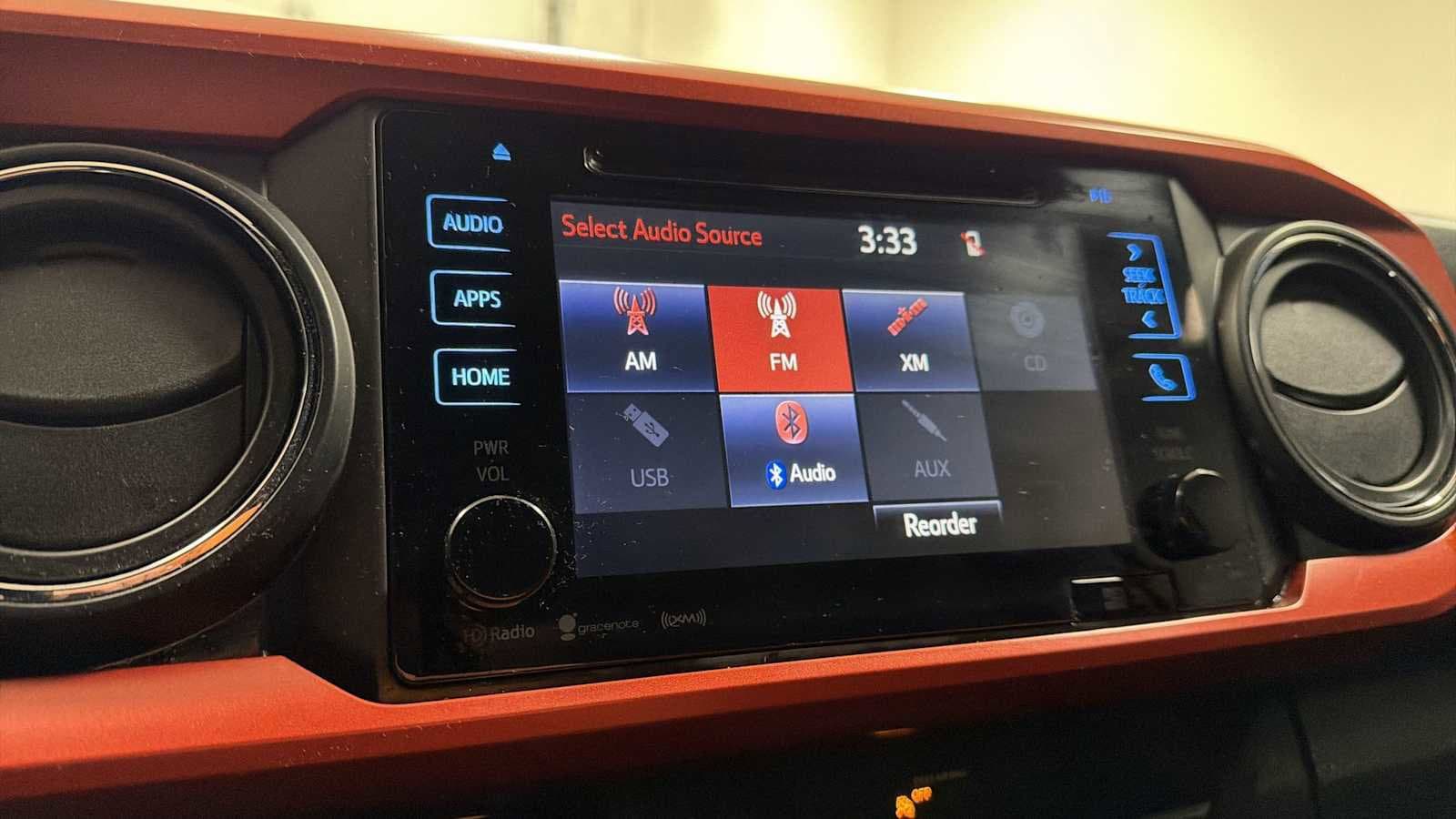 Thumbnail: 2018 Toyota Tacoma - 18