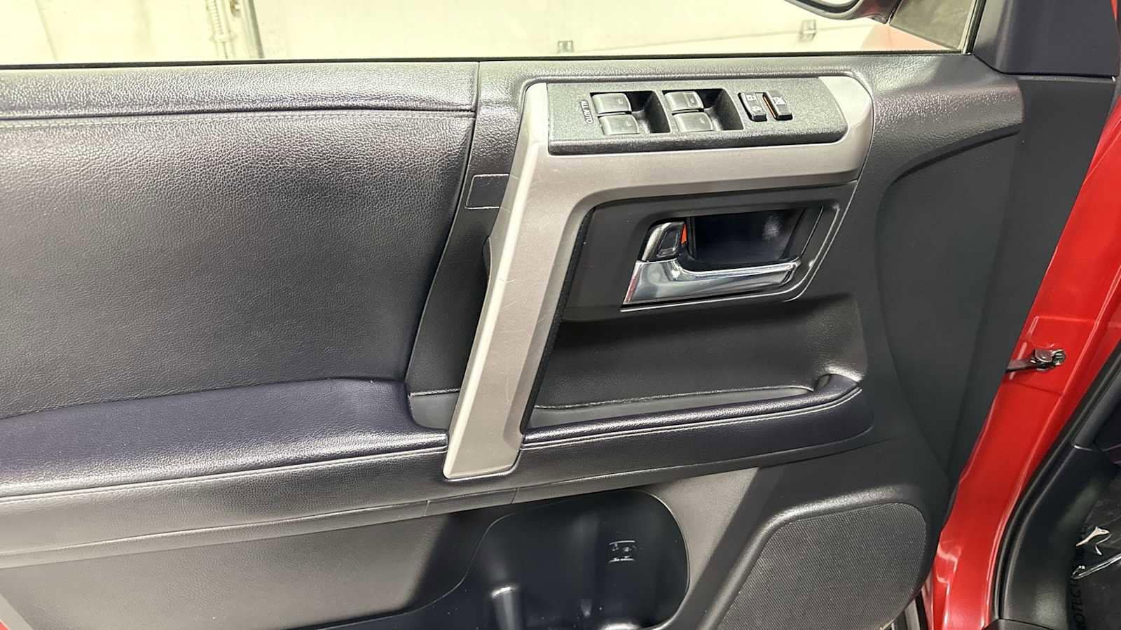 Thumbnail: 2022 Toyota 4Runner - 15