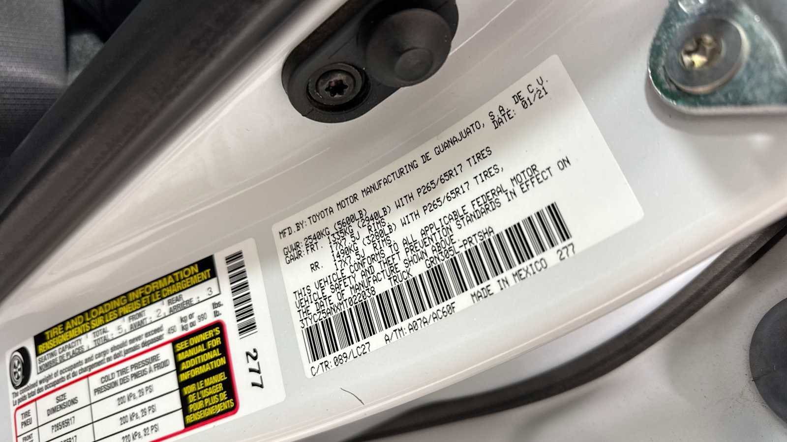 Thumbnail: 2021 Toyota Tacoma - 11