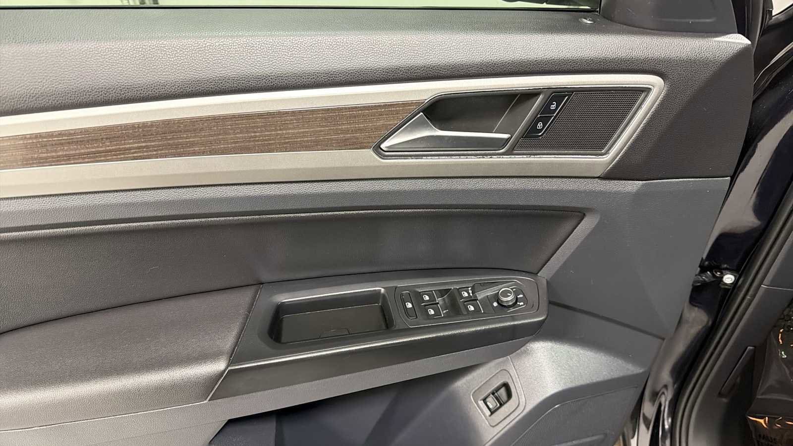 Thumbnail: 2019 Volkswagen Atlas - 15