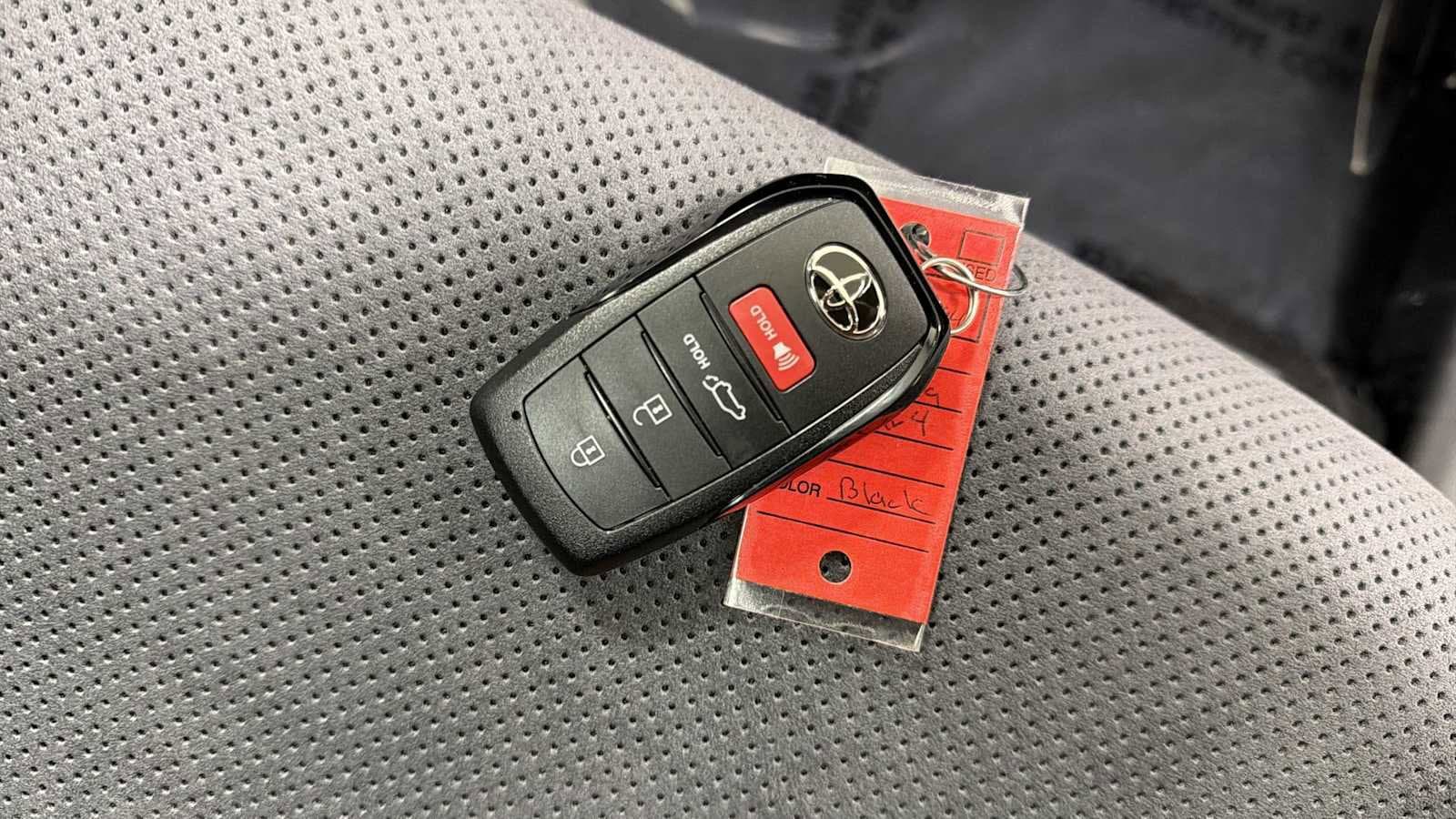 Thumbnail: 2026 Toyota RAV4 - 32