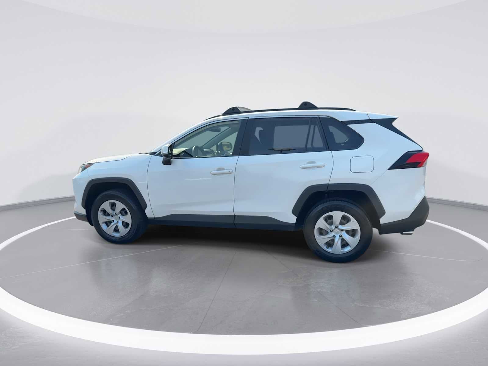 Thumbnail: 2019 Toyota RAV4 - 5