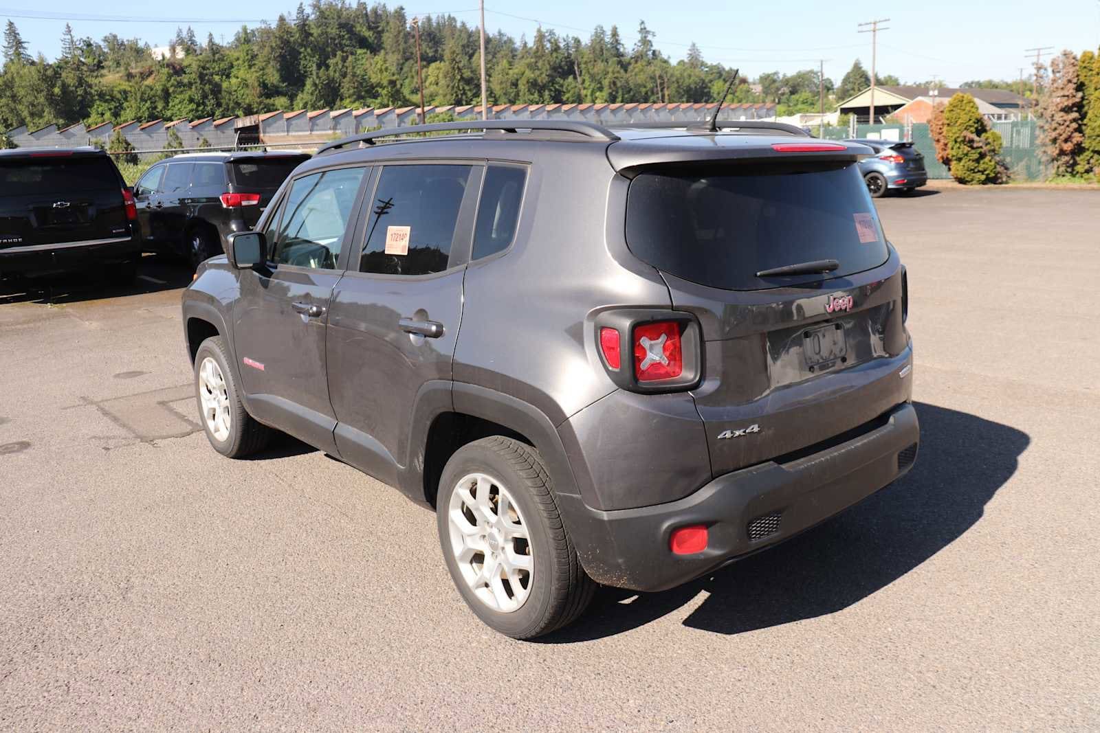 Thumbnail: 2017 Jeep Renegade - 7