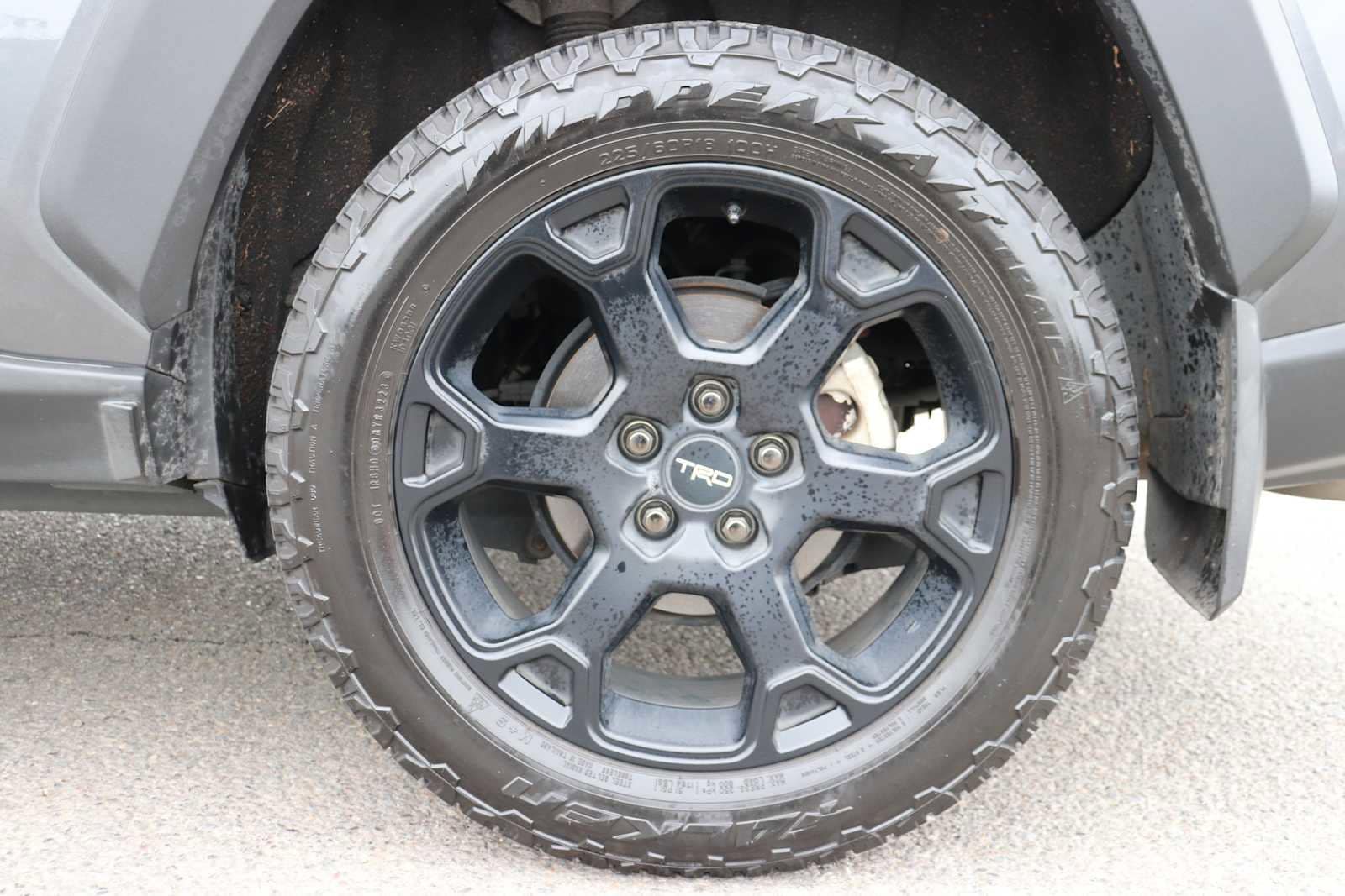 Thumbnail: 2020 Toyota RAV4 - 9