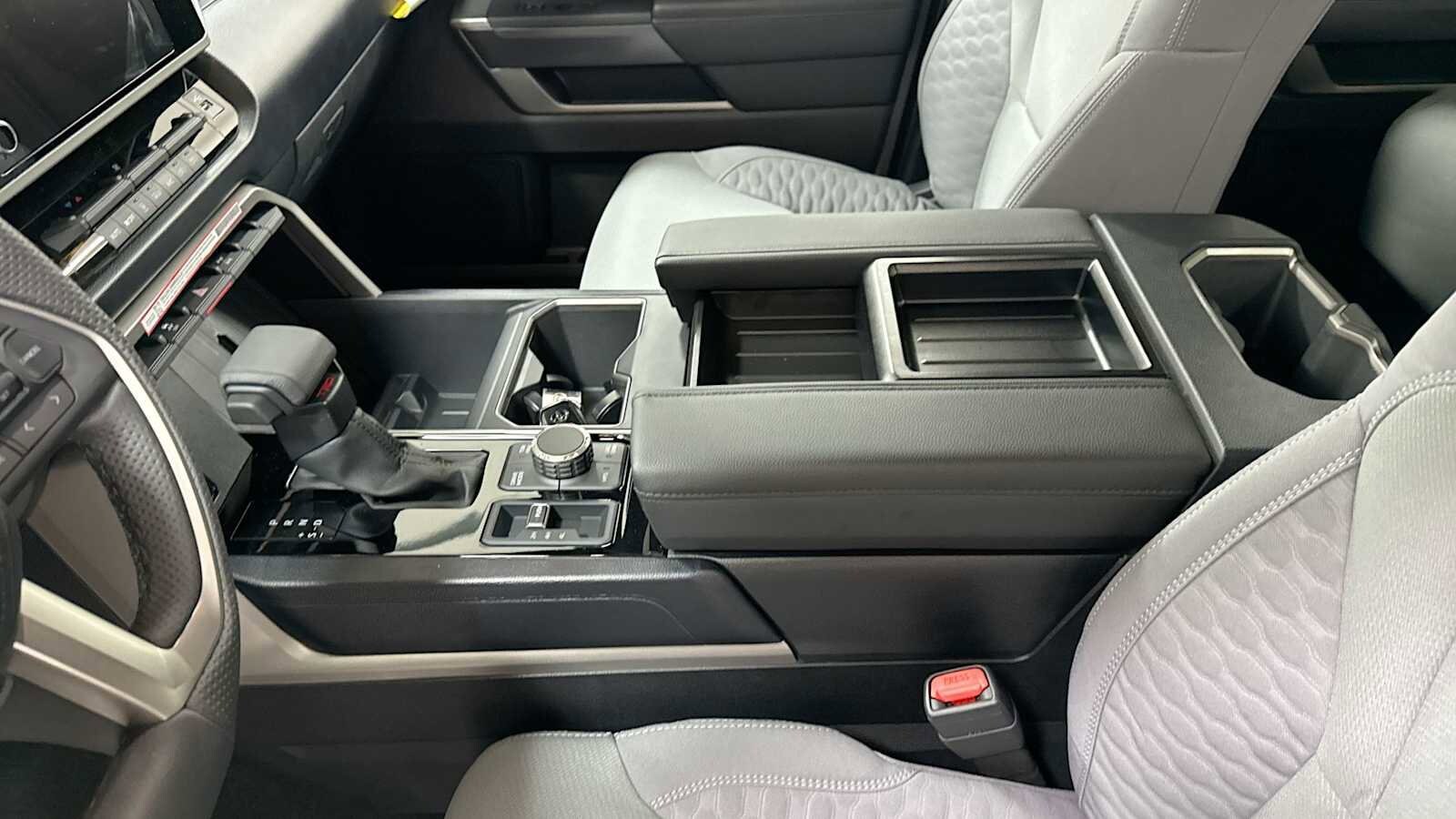 Thumbnail: 2025 Toyota Tundra - 23