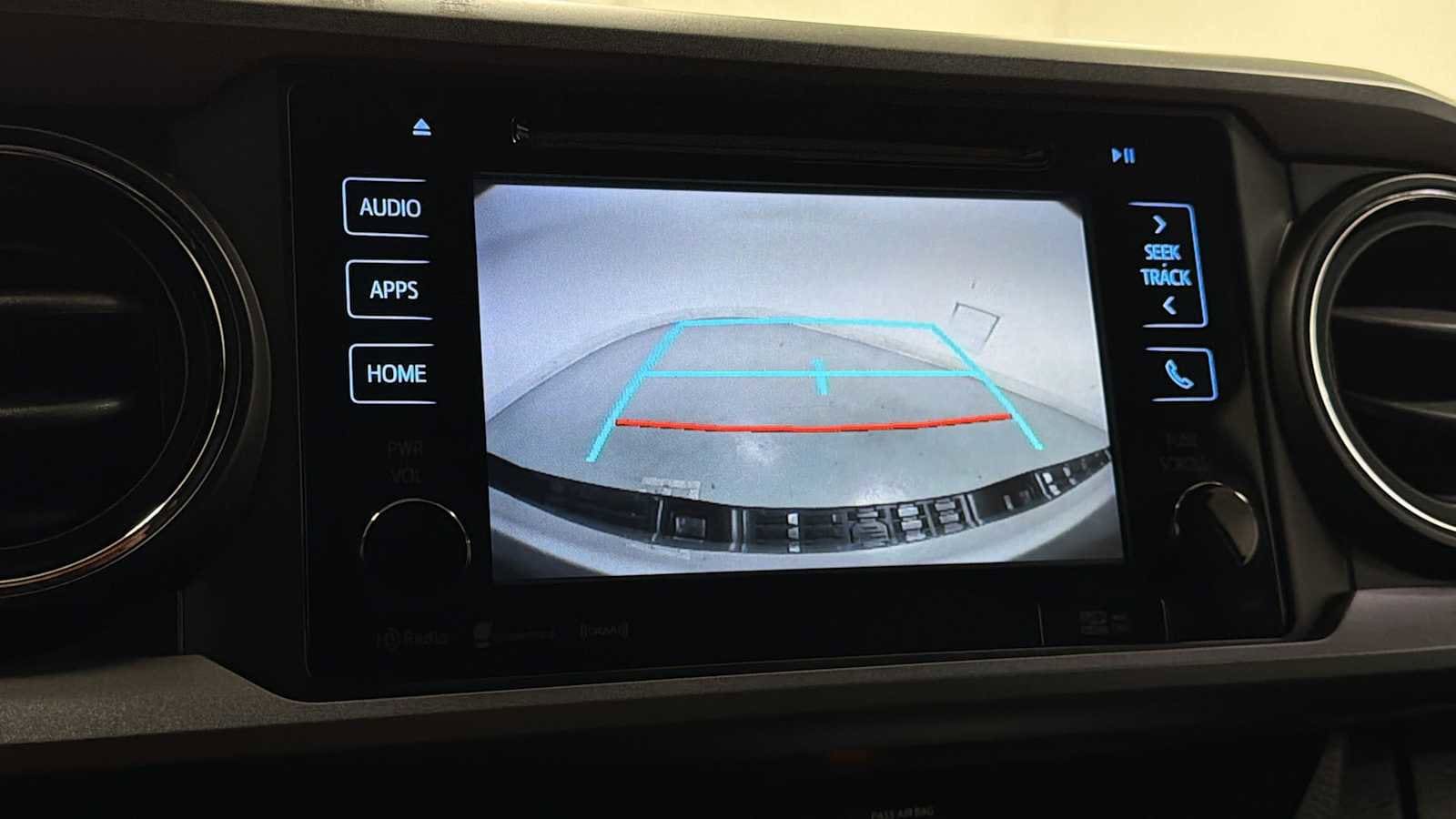 Thumbnail: 2018 Toyota Tacoma - 19