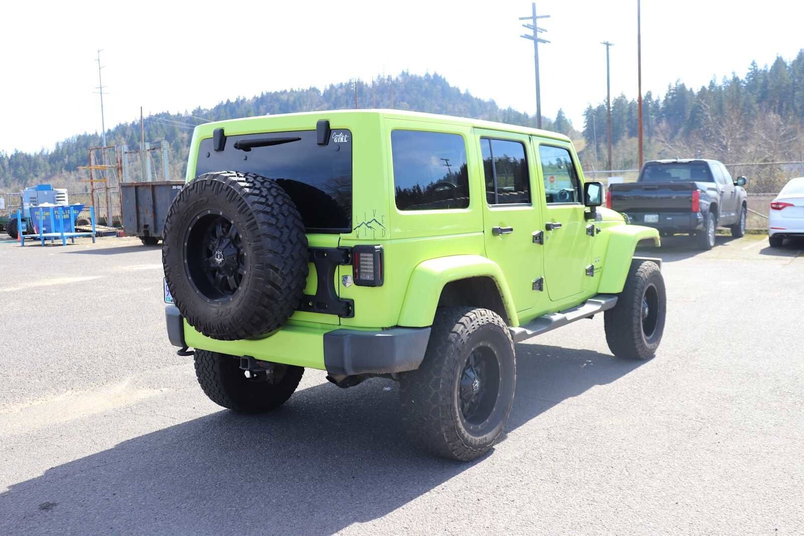 Thumbnail: 2016 Jeep Wrangler - 5