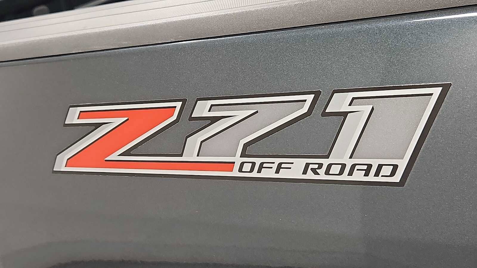 Thumbnail: 2017 Chevrolet Colorado - 26