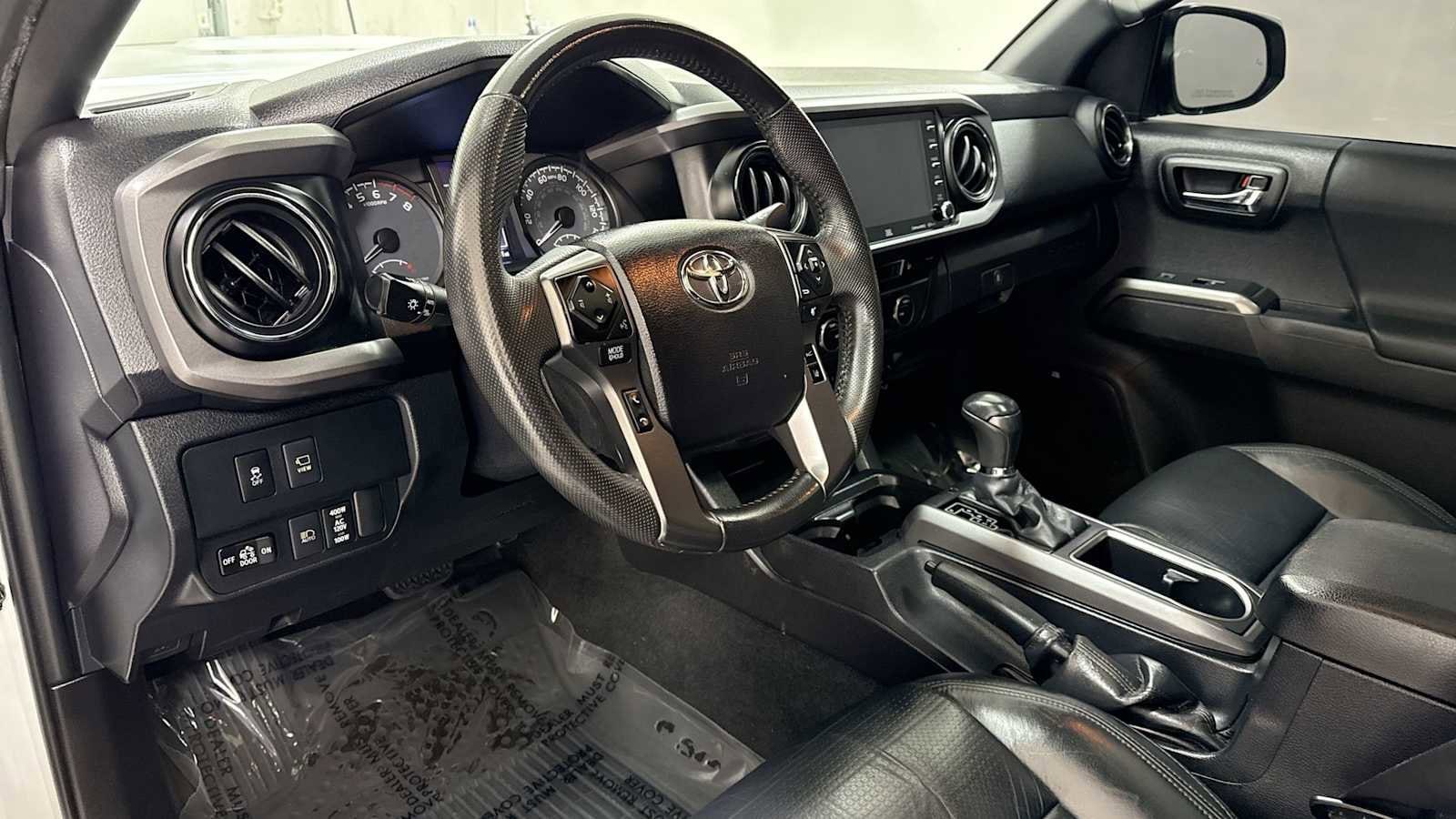 Thumbnail: 2021 Toyota Tacoma - 12