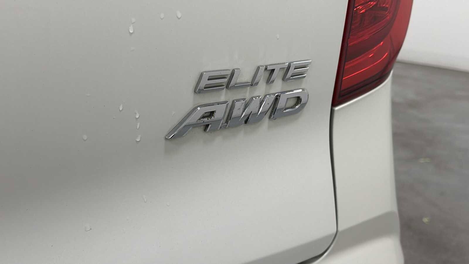 Thumbnail: 2017 Honda Pilot - 30