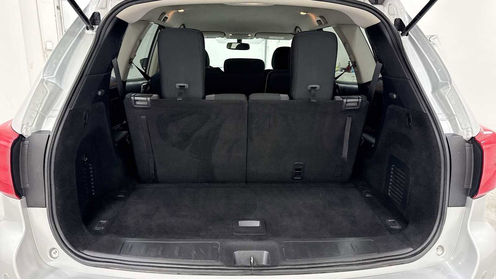 Thumbnail: 2019 Nissan Pathfinder - 27