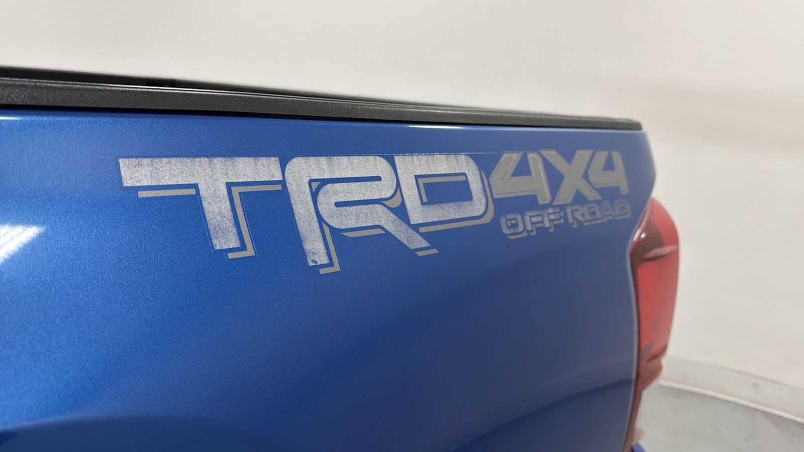 Thumbnail: 2018 Toyota Tacoma - 27