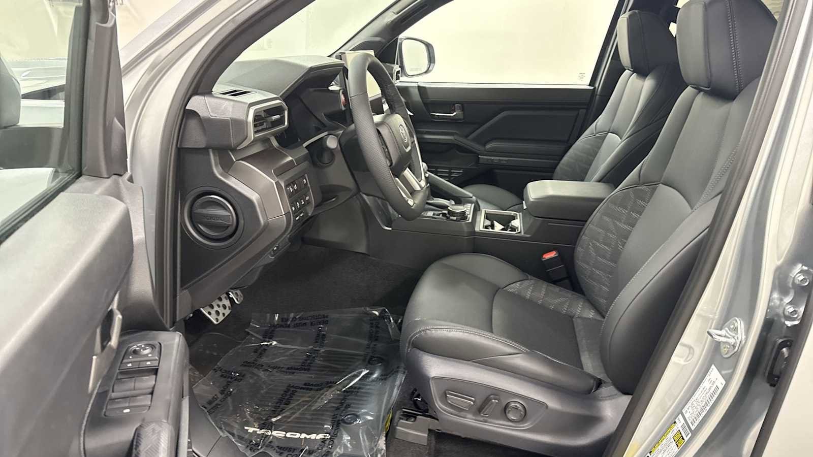 Thumbnail: 2025 Toyota Tacoma - 13