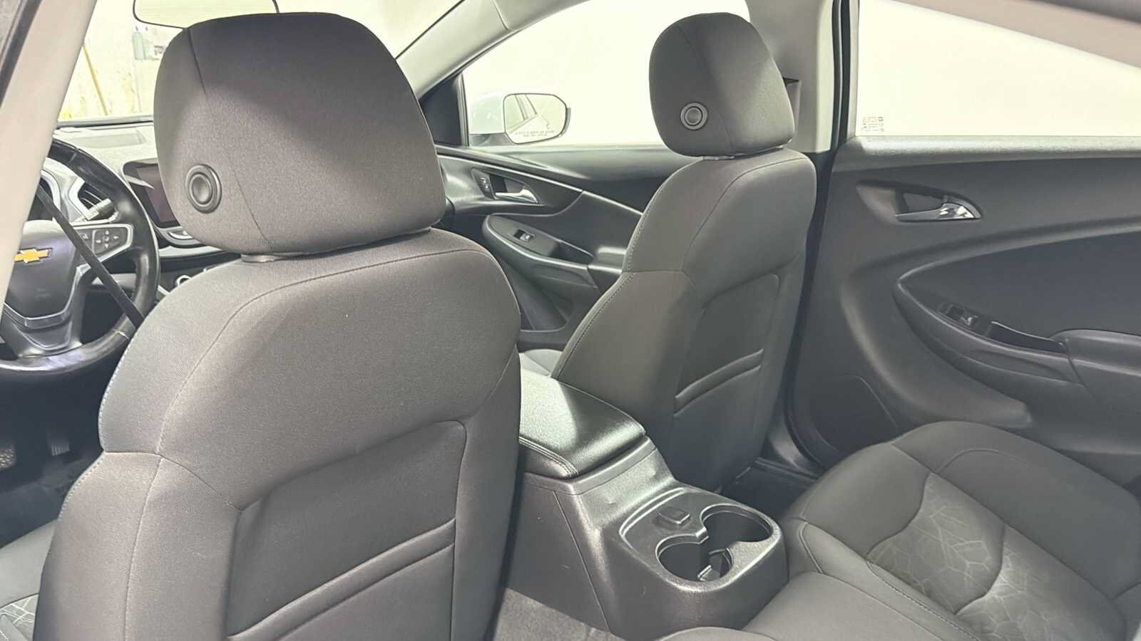 Thumbnail: 2018 Chevrolet Volt - 25