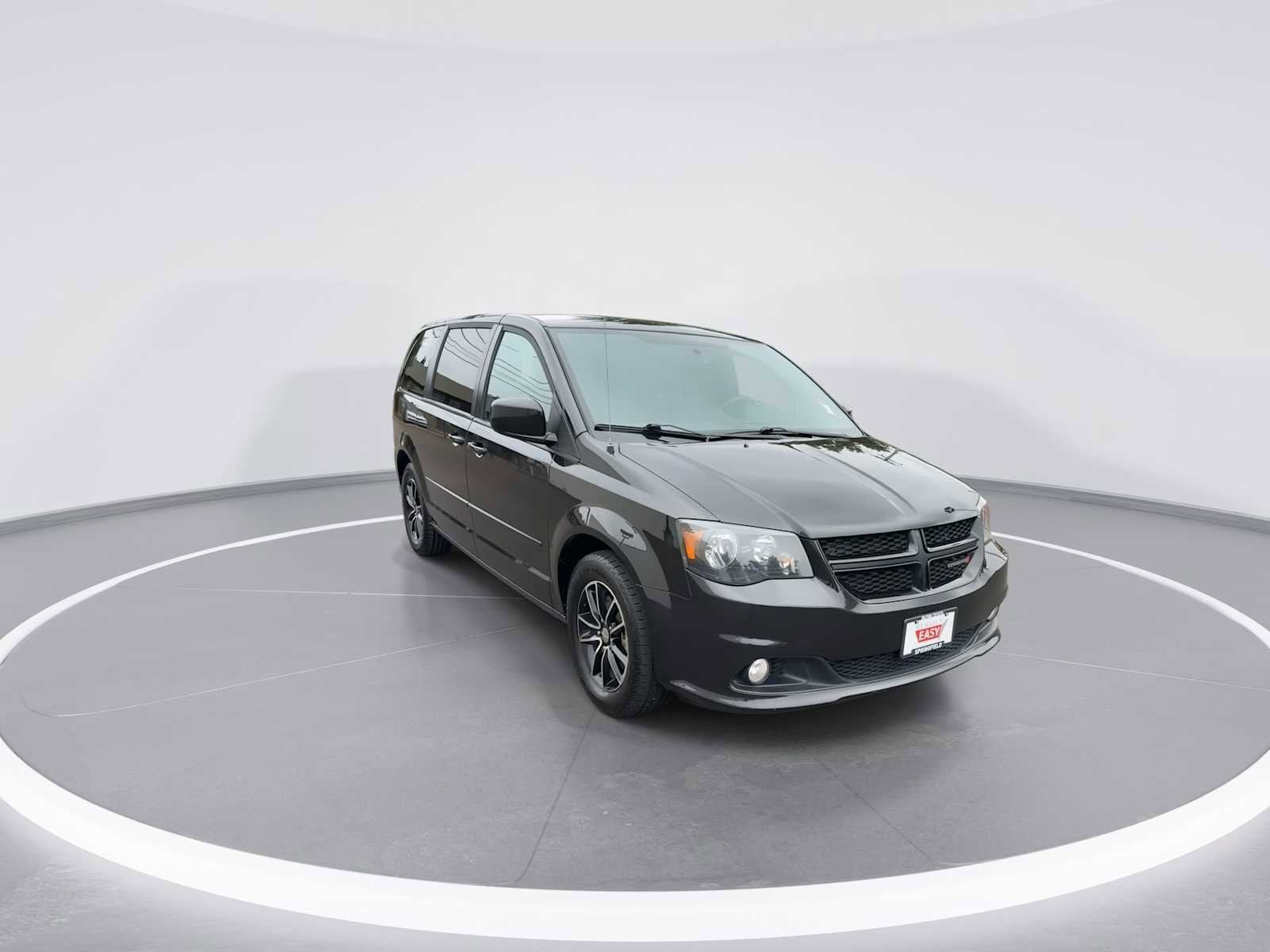 Thumbnail: 2015 Dodge Grand Caravan - 2
