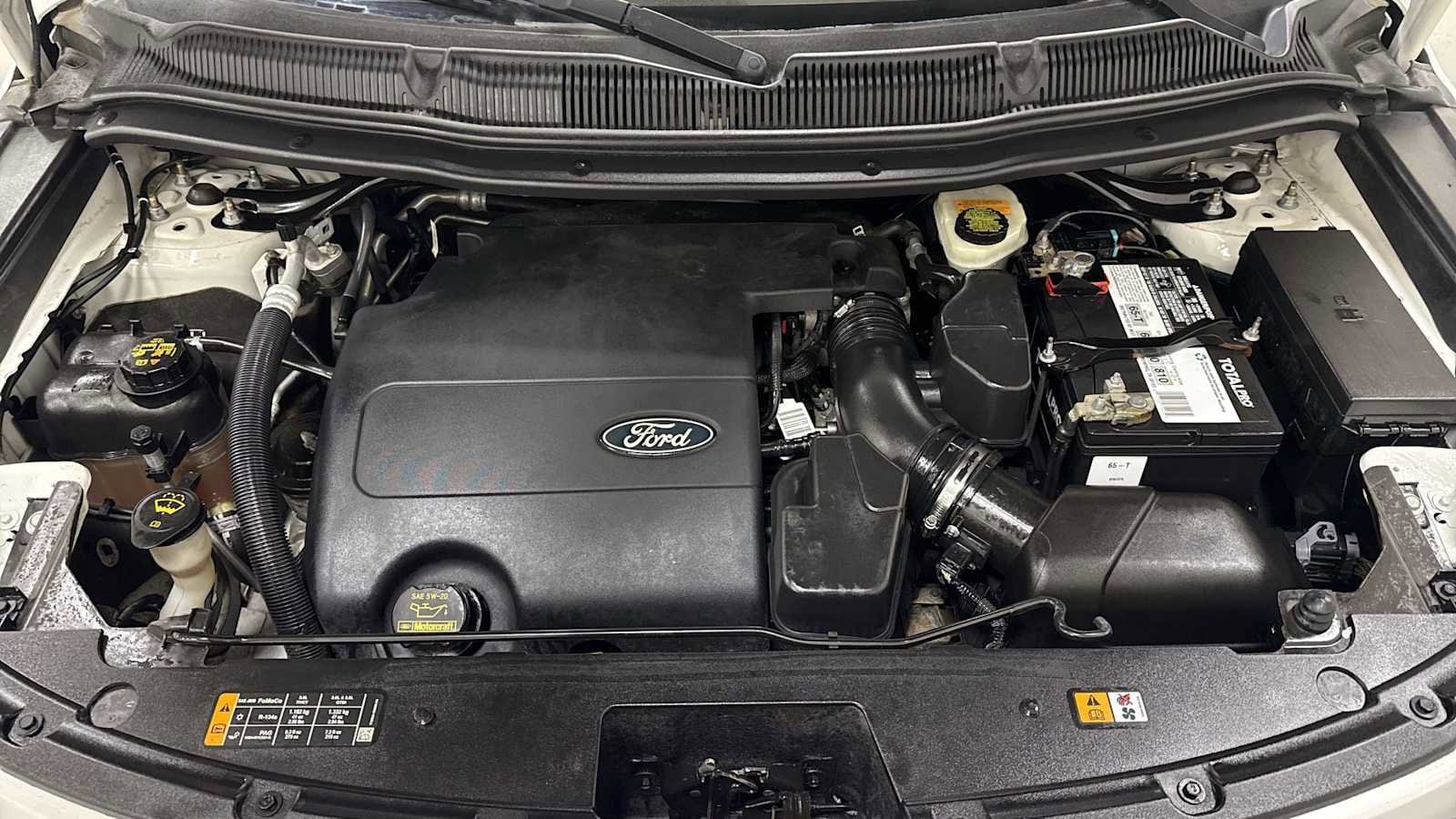 Thumbnail: 2013 Ford Explorer - 30