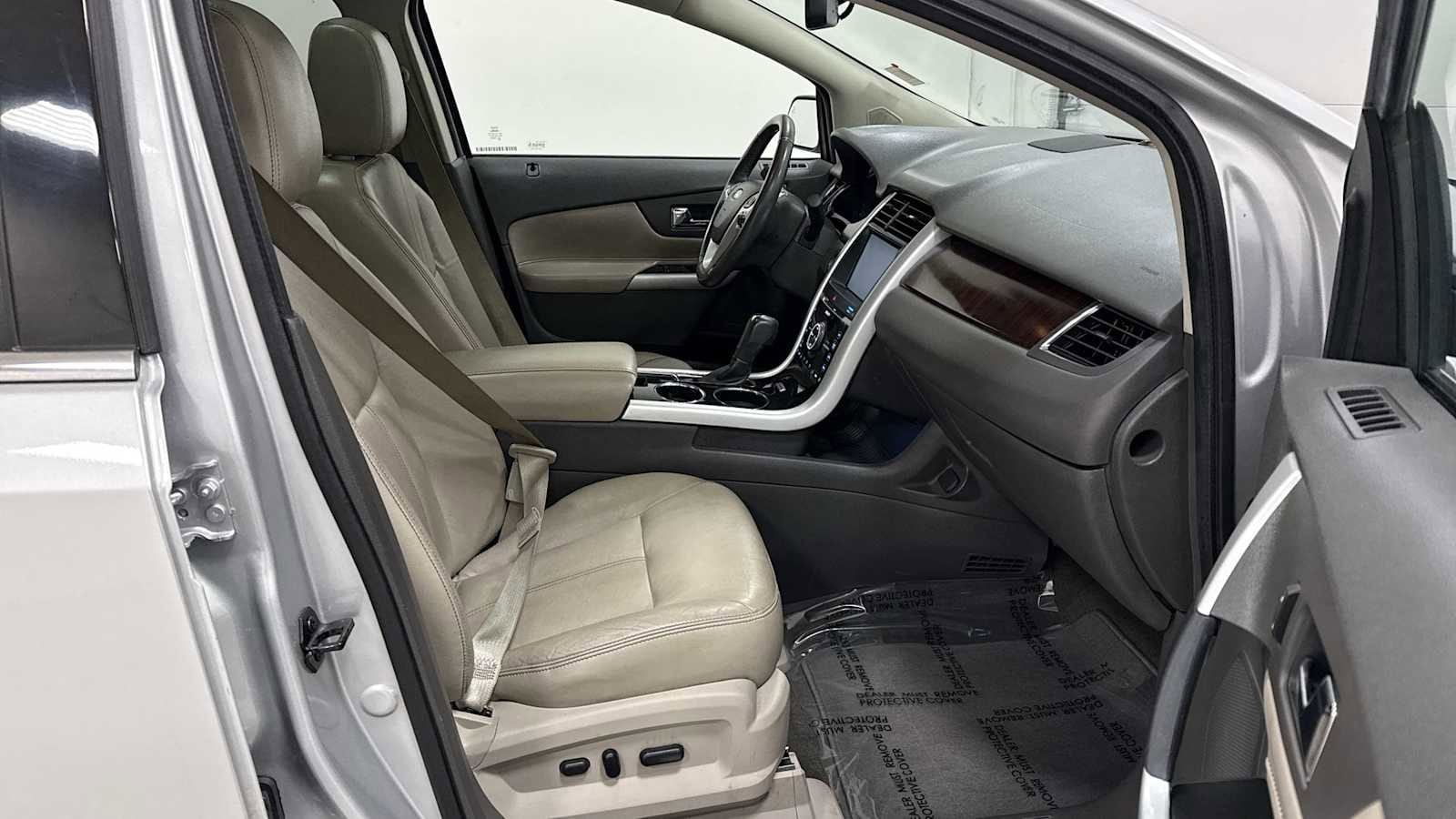 Thumbnail: 2013 Ford Edge - 30