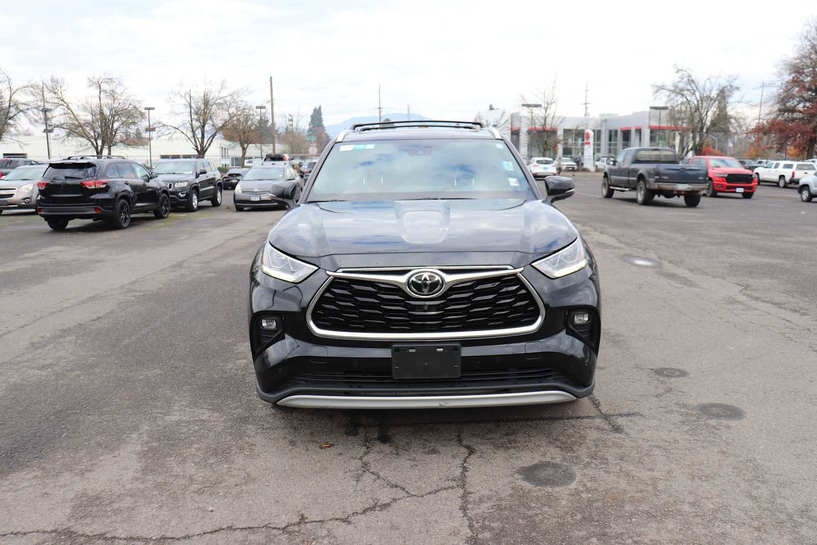 Thumbnail: 2021 Toyota Highlander - 2