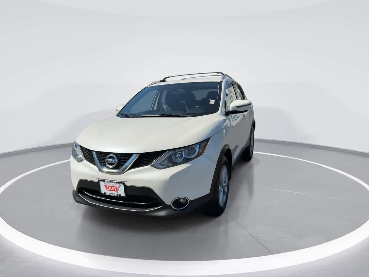 Thumbnail: 2017 Nissan Rogue Sport - 3