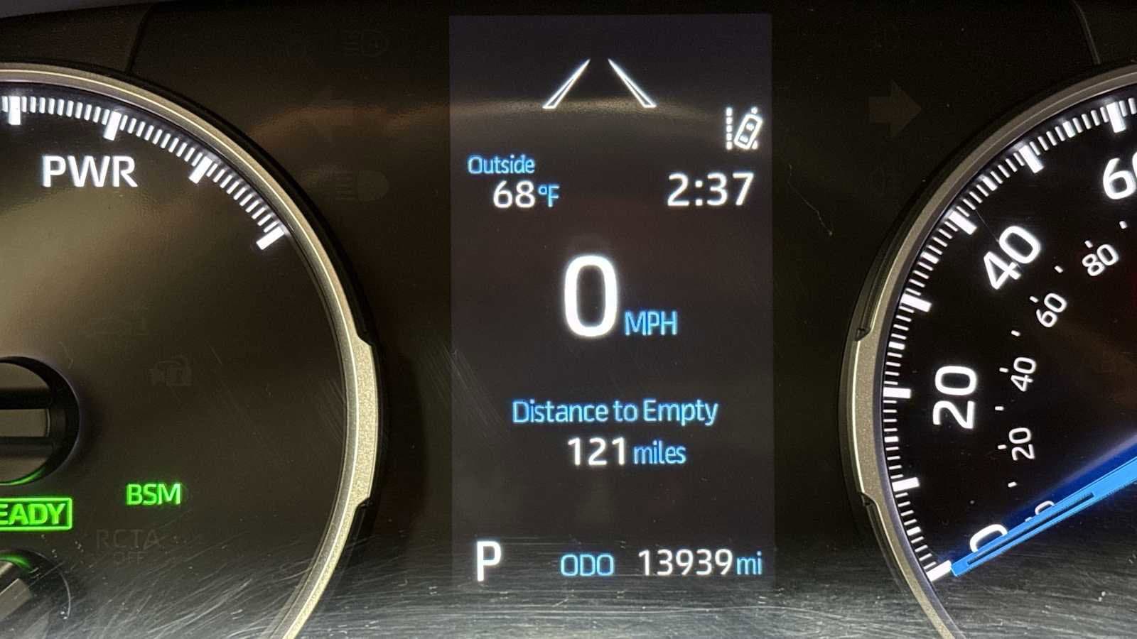 Thumbnail: 2021 Toyota RAV4 - 17