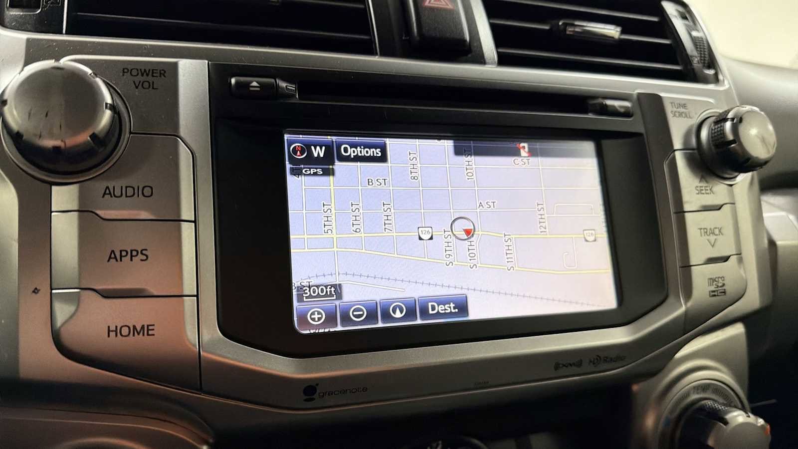 Thumbnail: 2016 Toyota 4Runner - 20