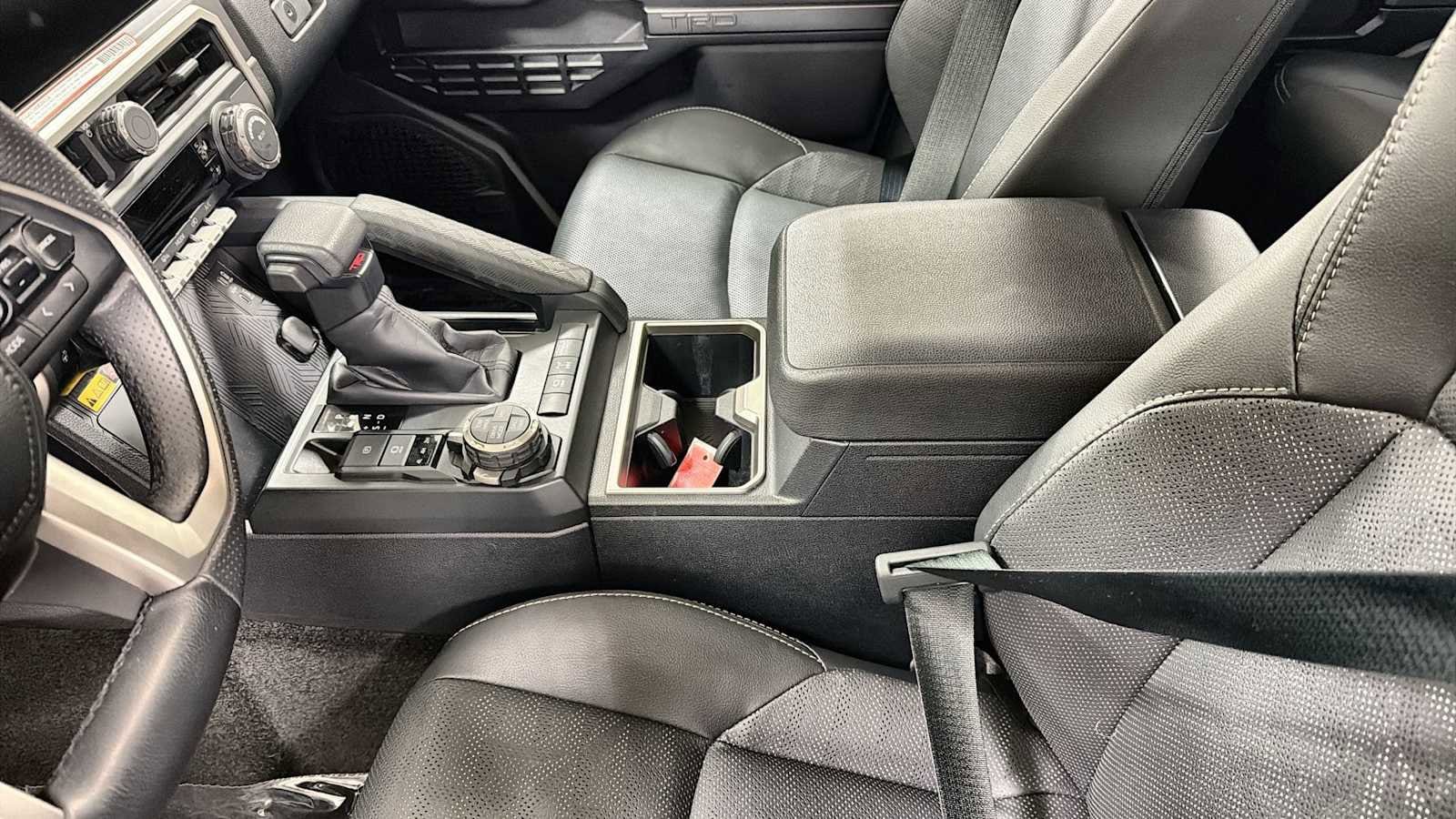 Thumbnail: 2025 Toyota 4Runner - 23