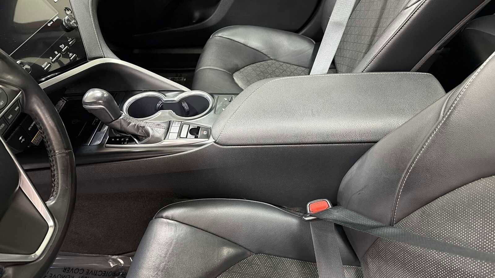 Thumbnail: 2019 Toyota Camry - 22