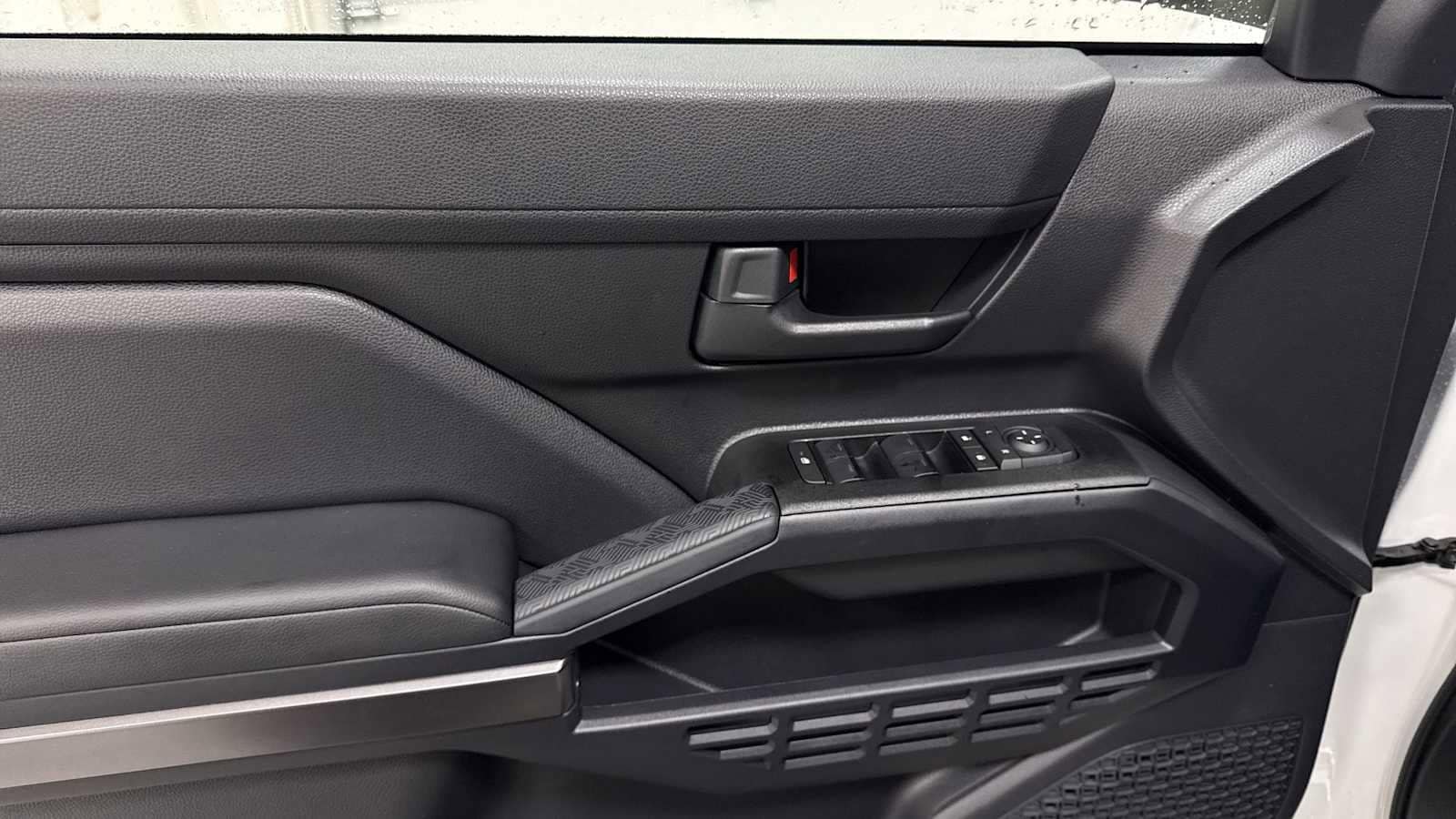 Thumbnail: 2025 Toyota 4Runner - 15