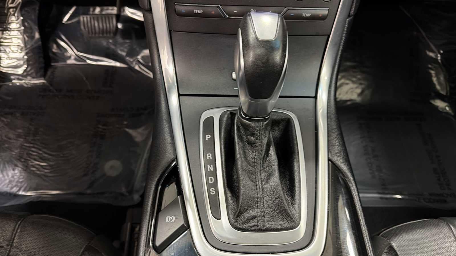 Thumbnail: 2017 Ford Edge - 22