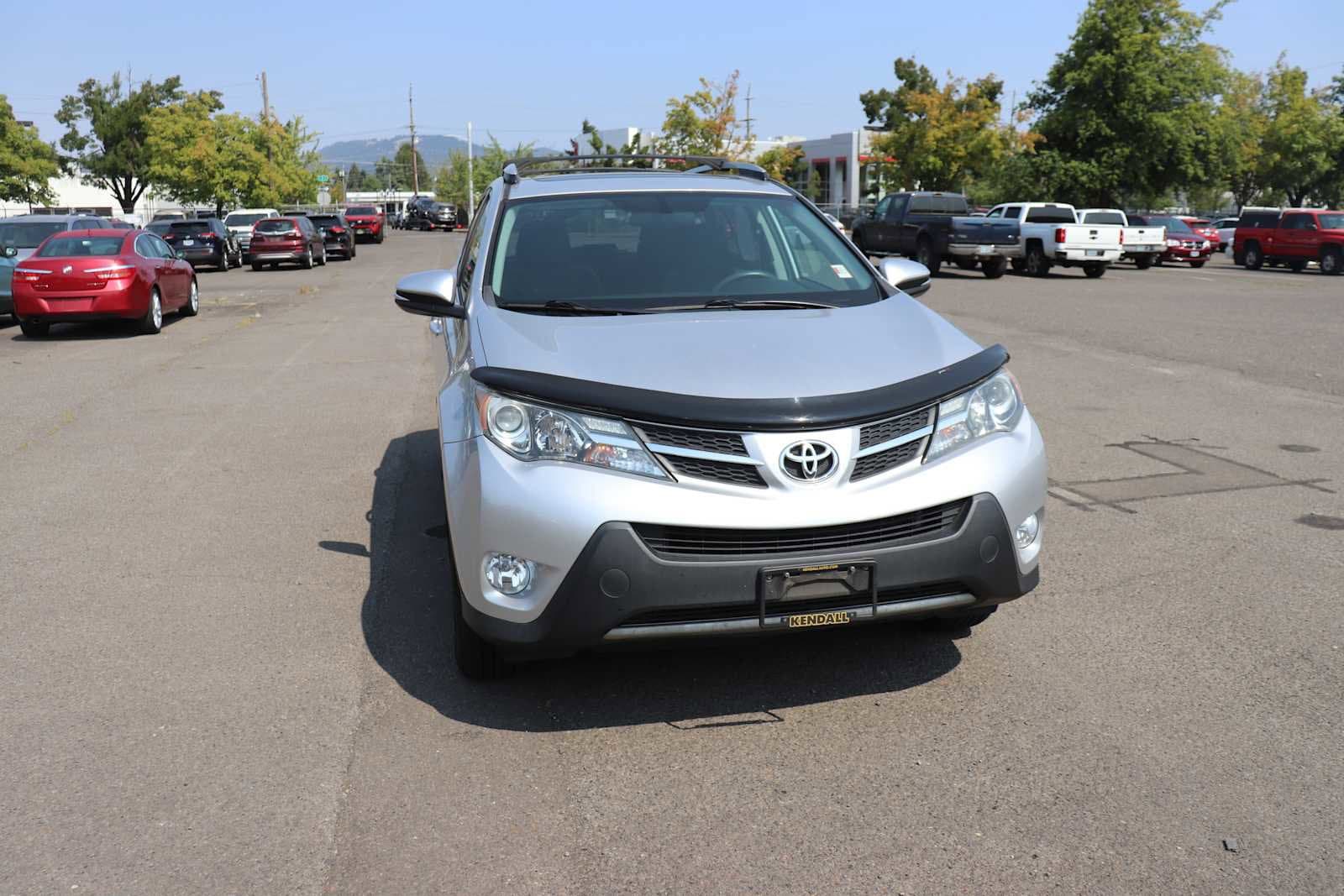 Thumbnail: 2015 Toyota RAV4 - 3