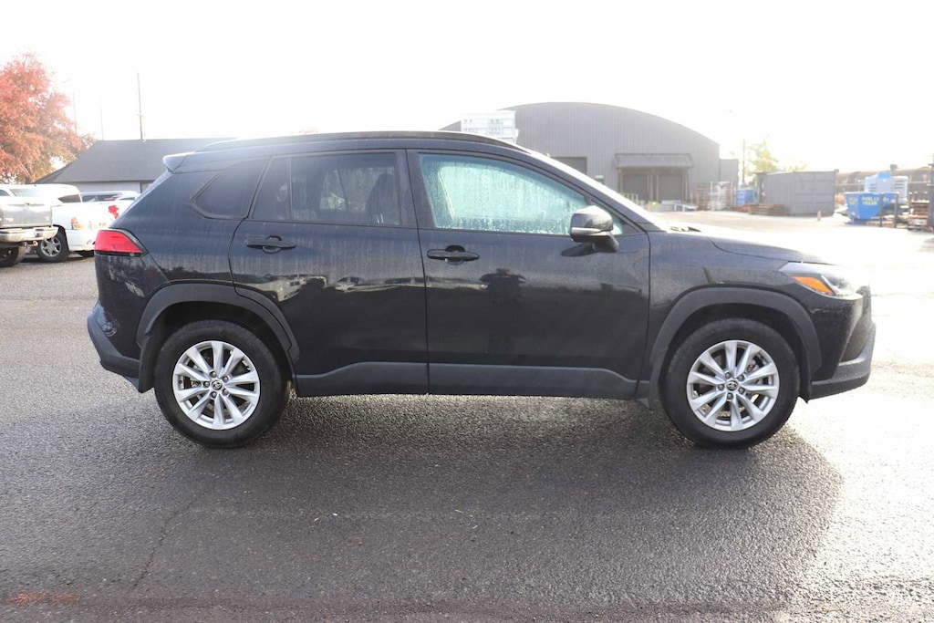 Used 2022 Toyota Corolla Cross LE SUV