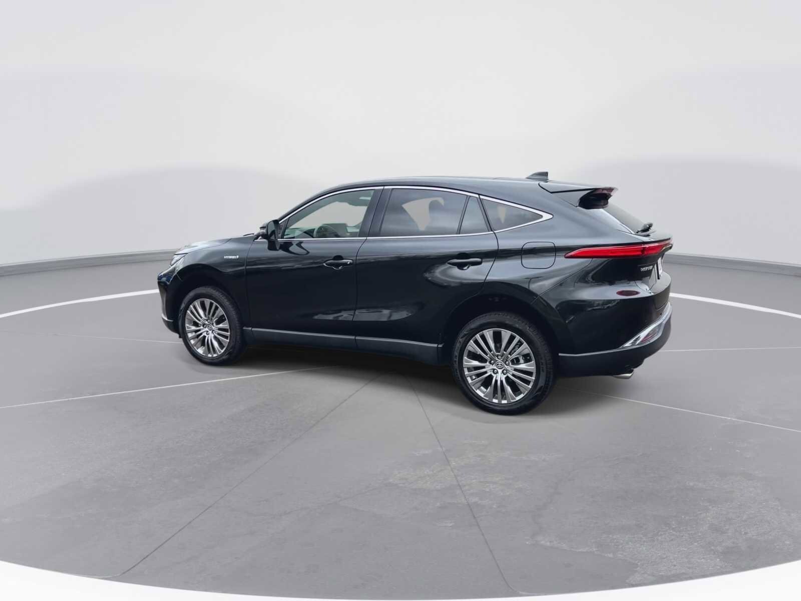 Thumbnail: 2021 Toyota Venza - 6