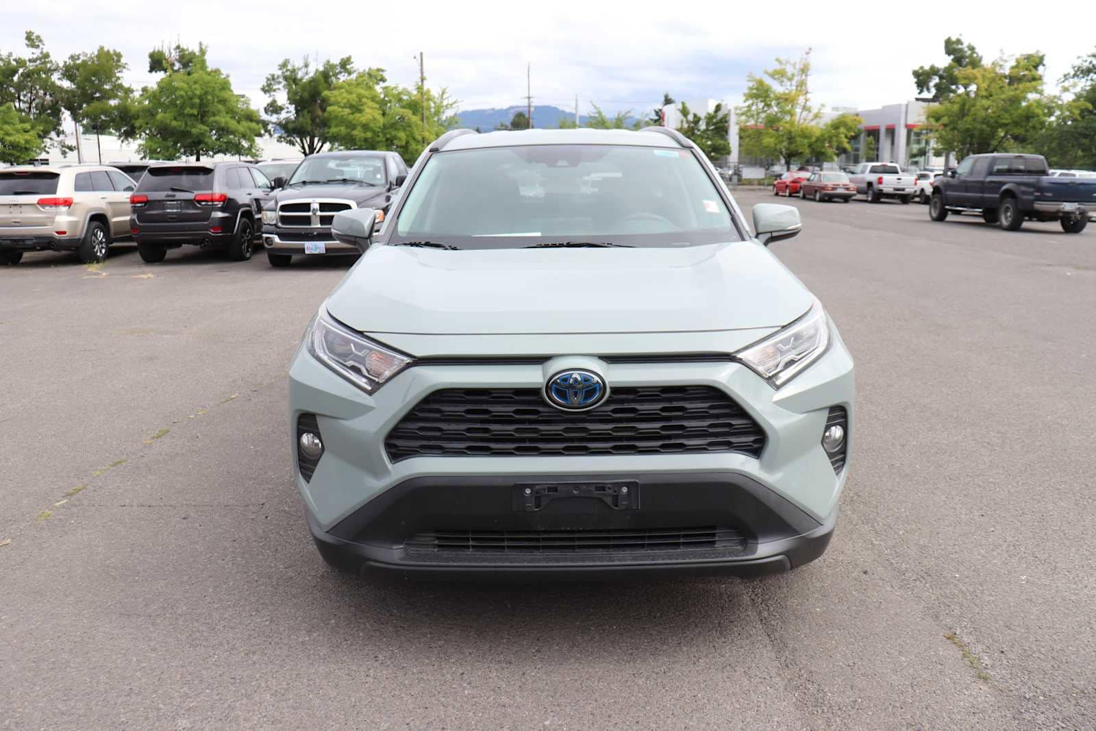 Thumbnail: 2020 Toyota RAV4 - 2