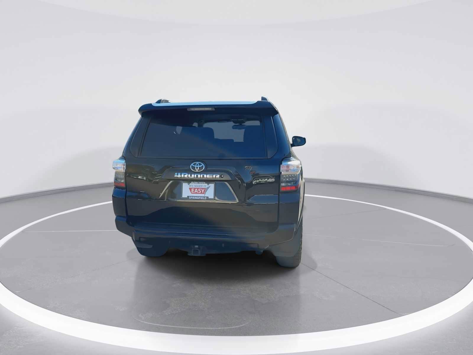 Thumbnail: 2018 Toyota 4Runner - 7