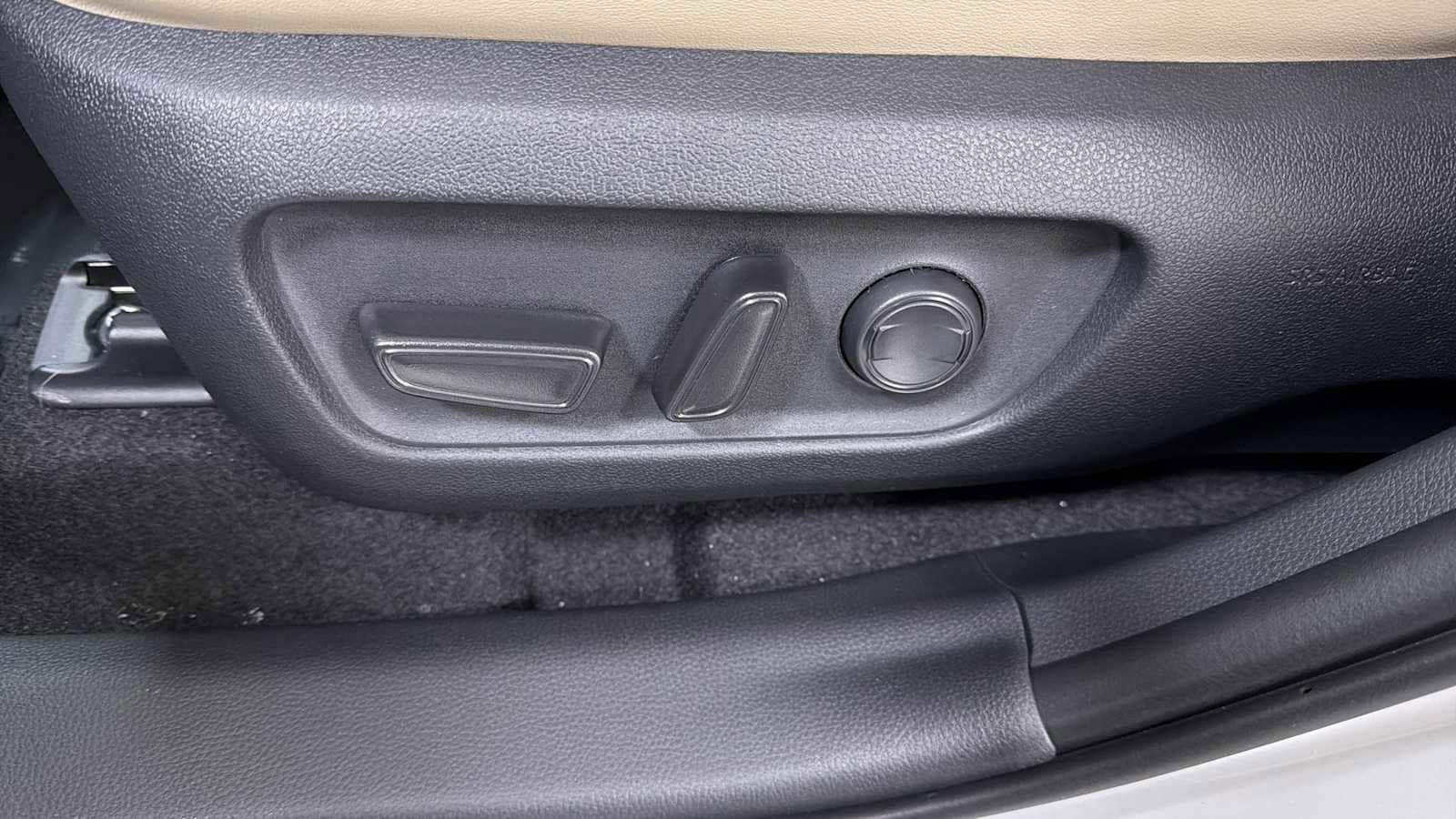 Thumbnail: 2026 Toyota RAV4 - 14