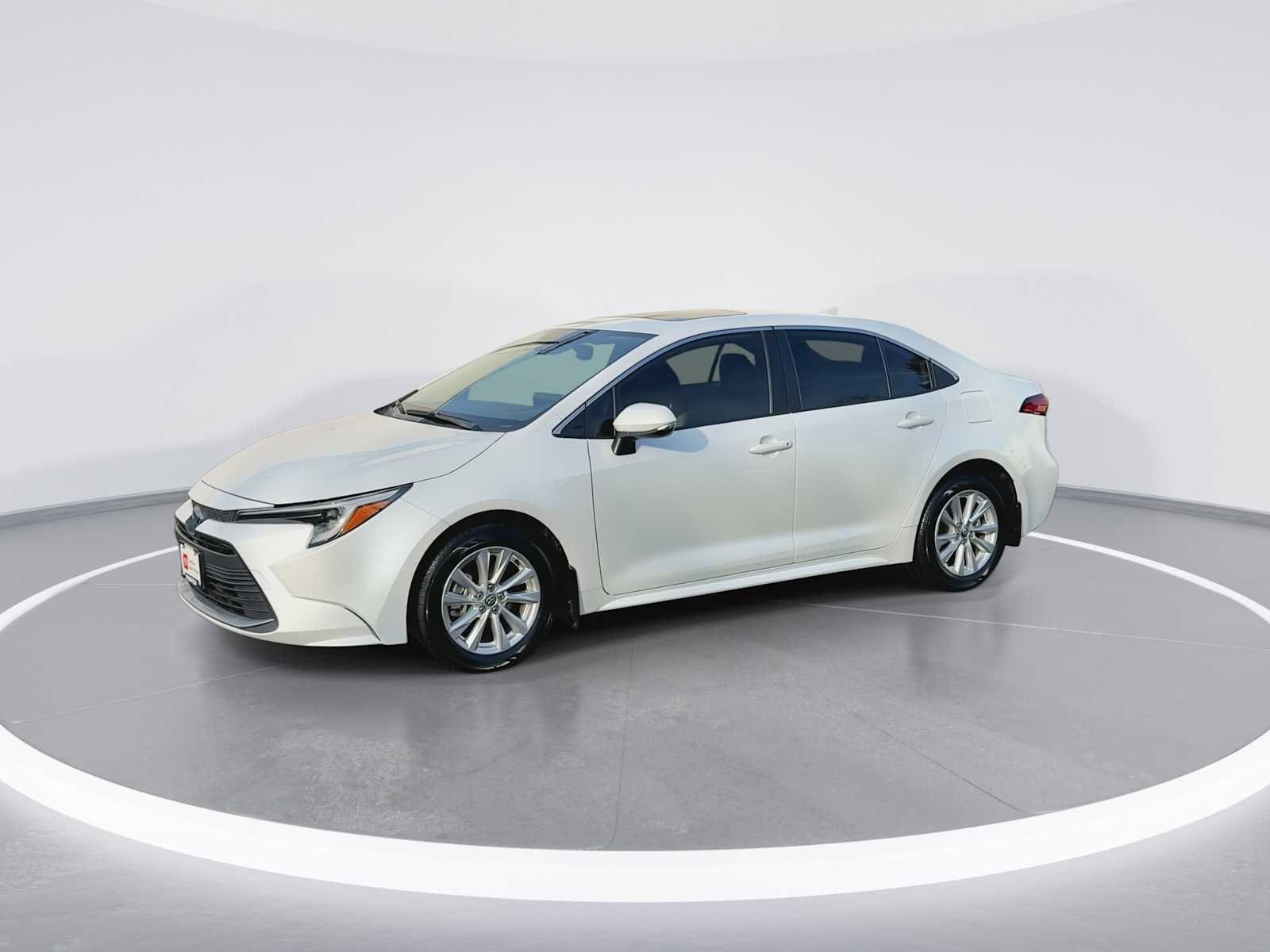 Thumbnail: 2024 Toyota Corolla - 4