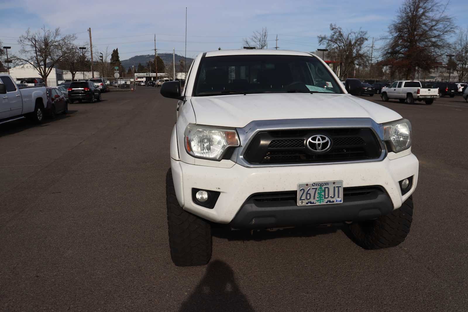 Thumbnail: 2015 Toyota Tacoma - 3