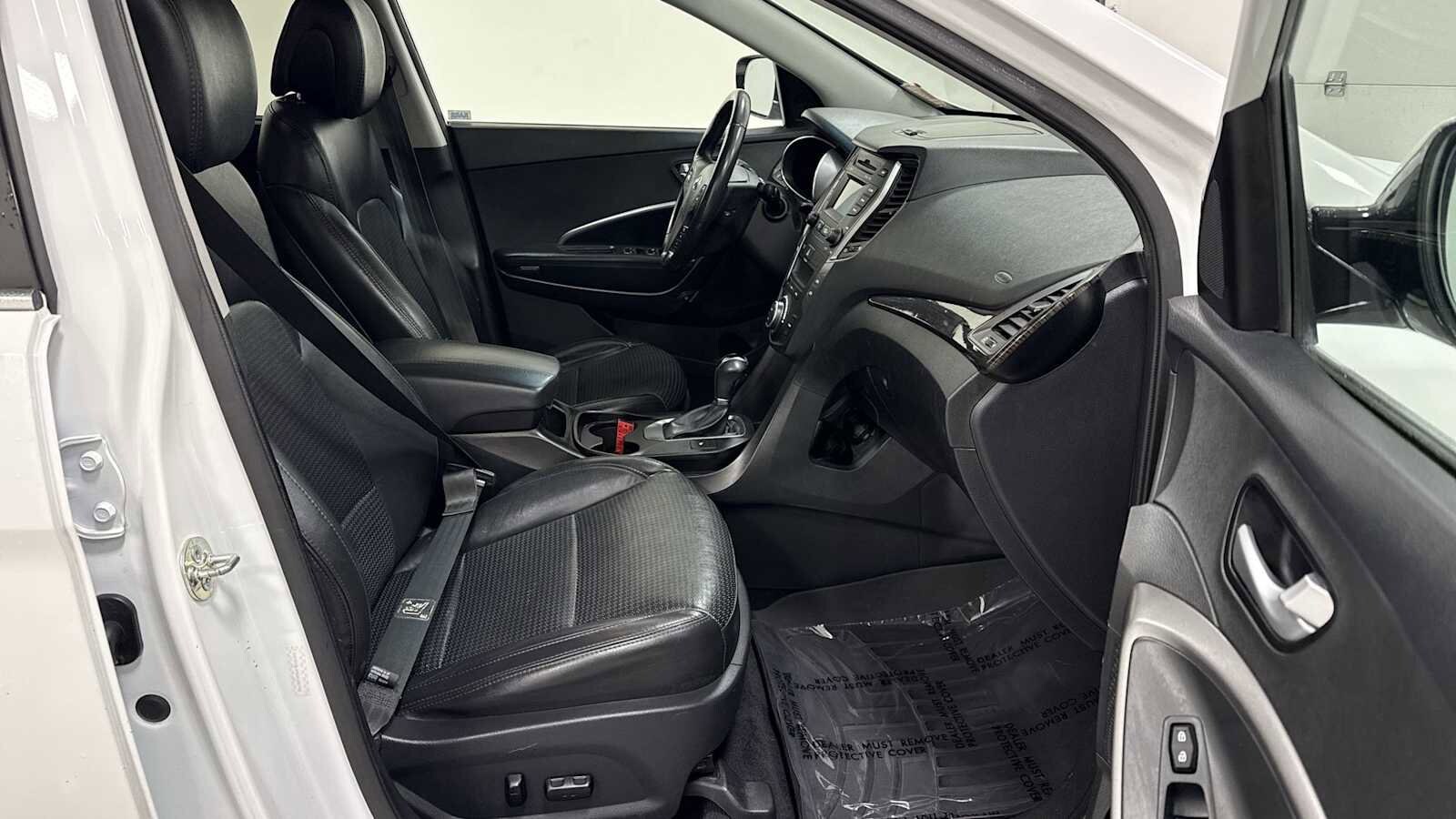 Thumbnail: 2014 Hyundai Santa Fe - 28