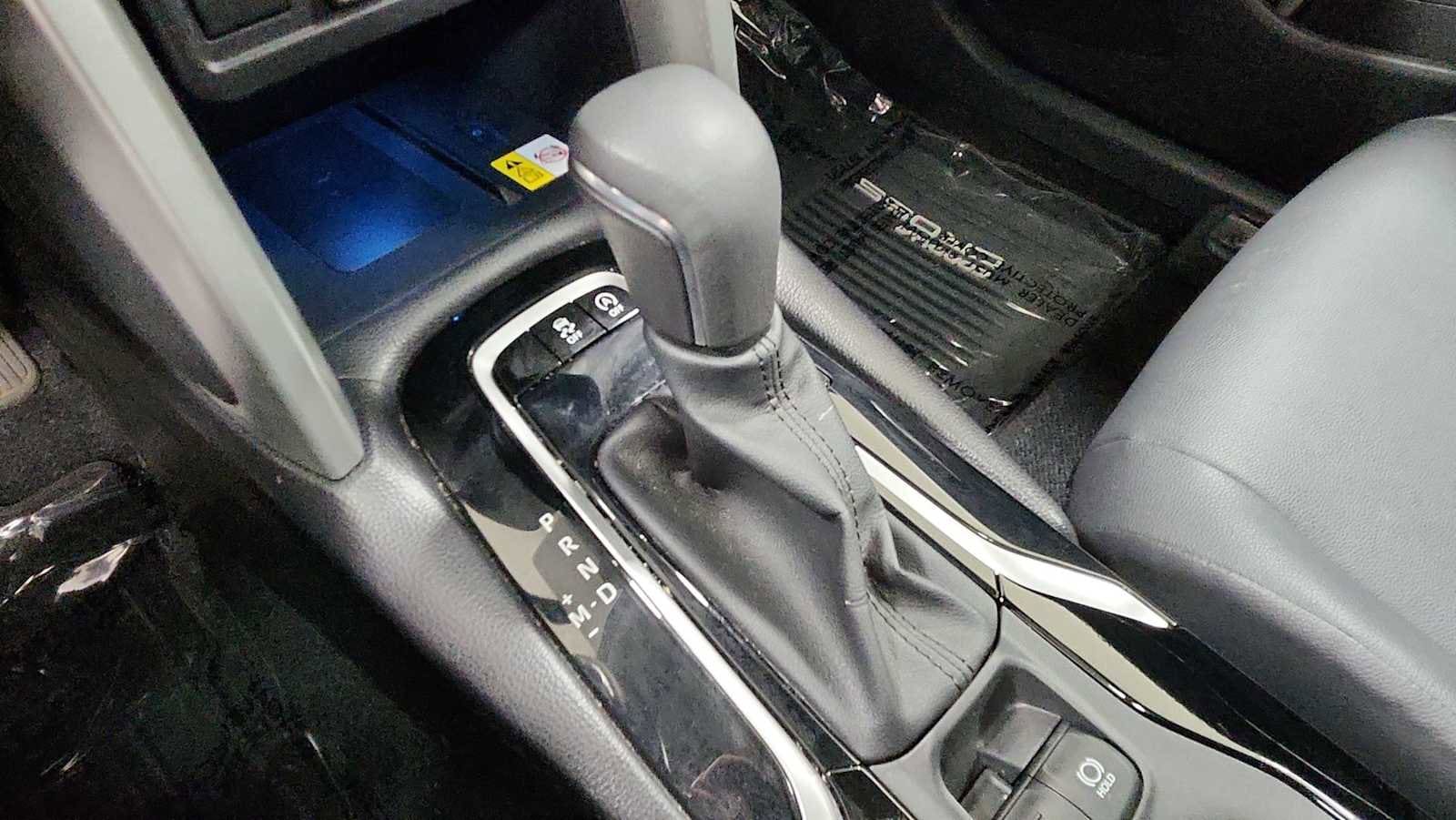 Thumbnail: 2022 Toyota Corolla Cross - 22