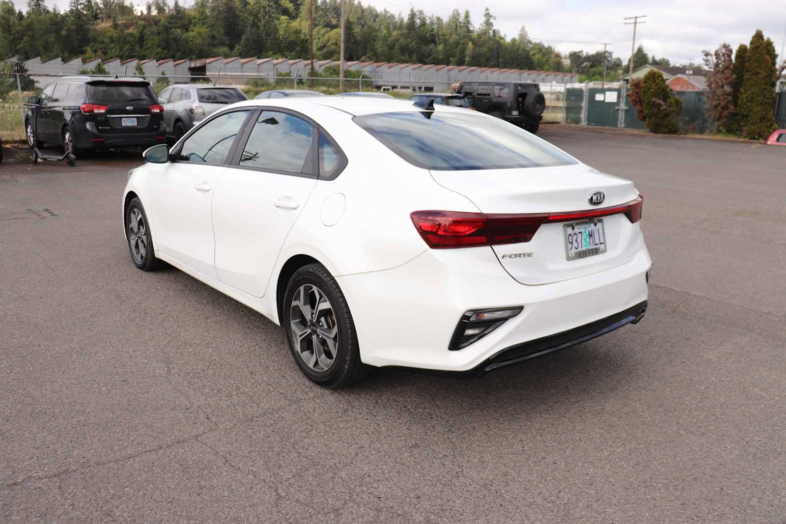 Thumbnail: 2021 Kia Forte - 7