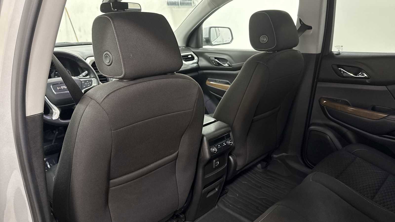 Thumbnail: 2019 GMC Acadia - 25