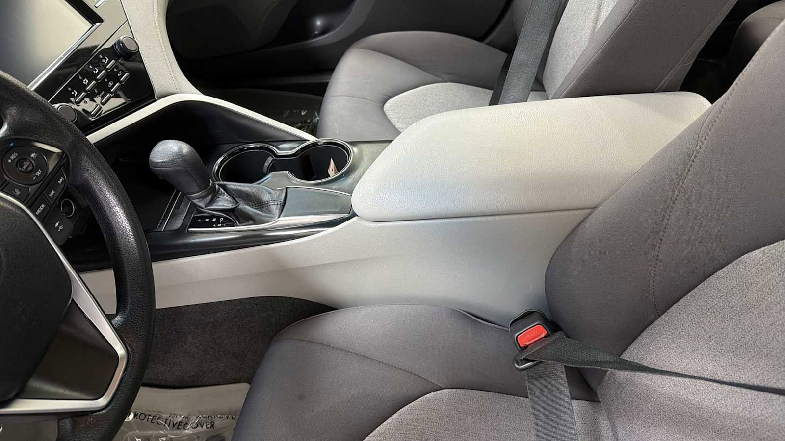 Thumbnail: 2018 Toyota Camry - 22