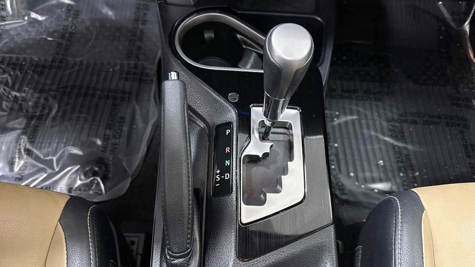 Thumbnail: 2017 Toyota RAV4 - 22