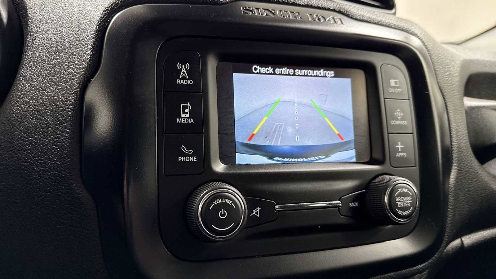 Thumbnail: 2017 Jeep Renegade - 19