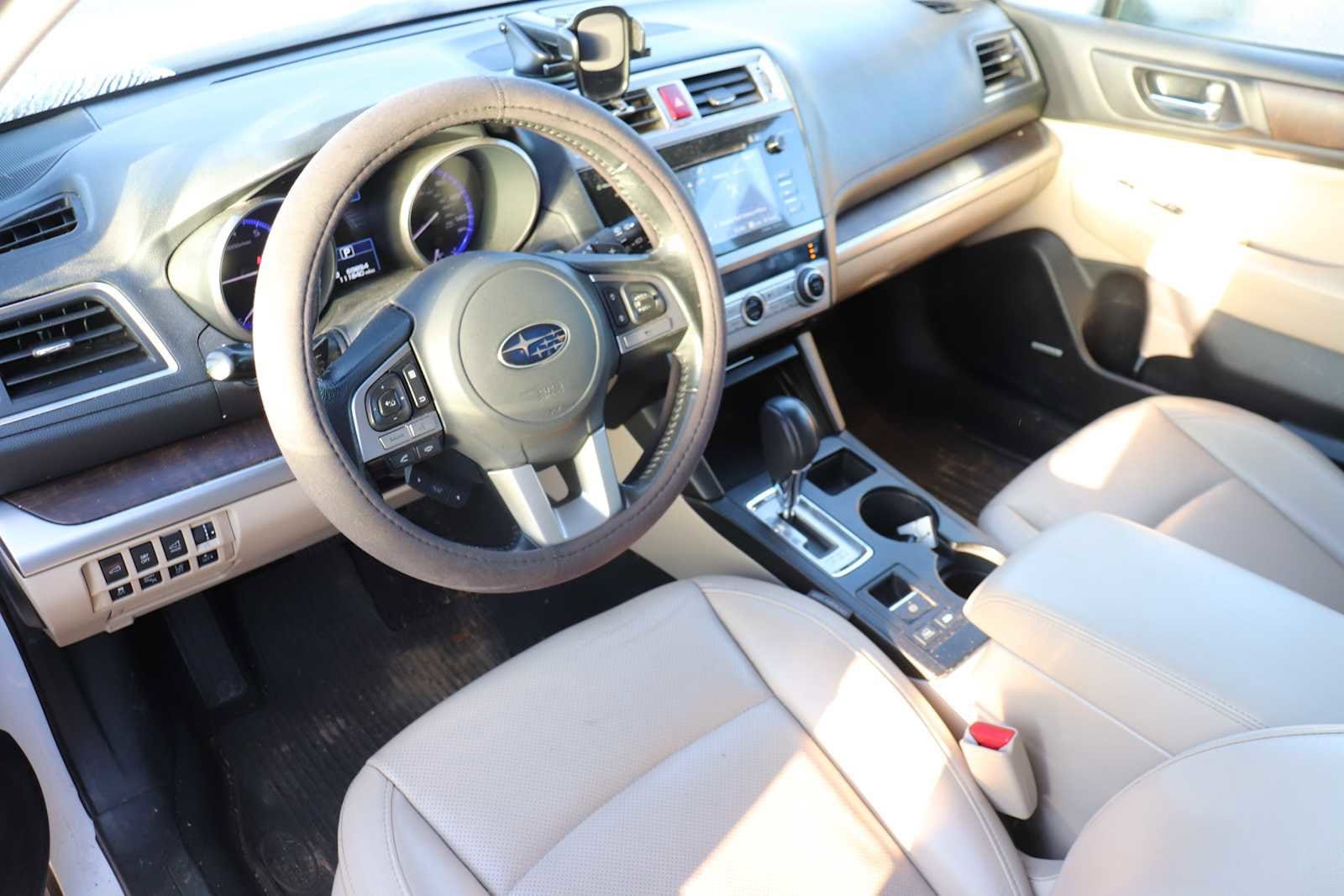 Thumbnail: 2015 Subaru Outback - 10