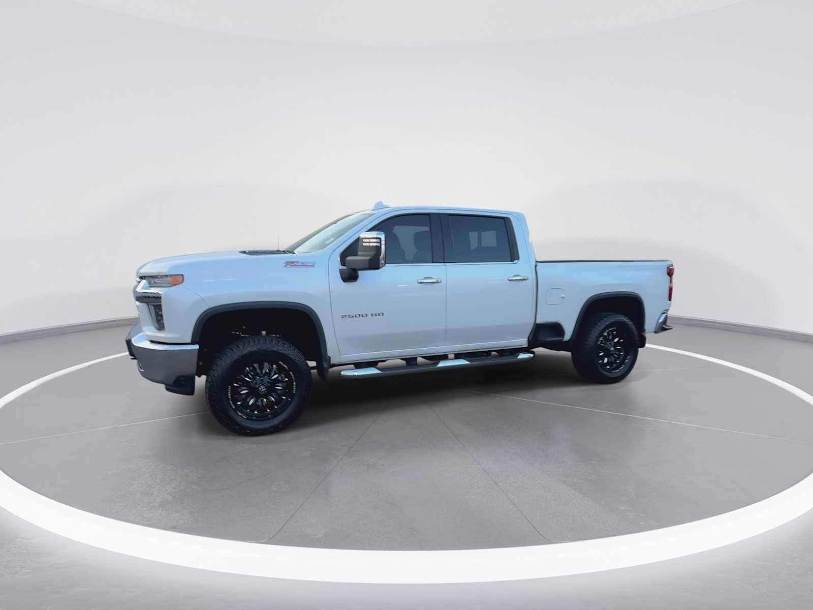Thumbnail: 2022 Chevrolet Silverado 2500 - 4