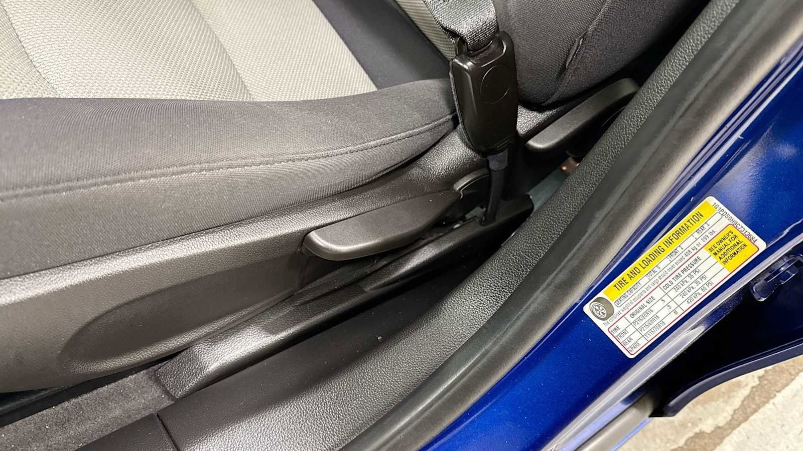 Thumbnail: 2012 Chevrolet Cruze - 14