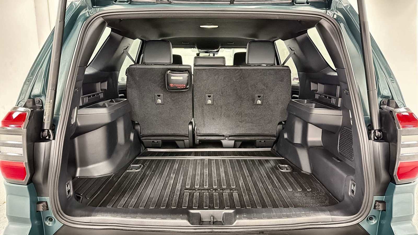 Thumbnail: 2025 Toyota 4Runner - 27